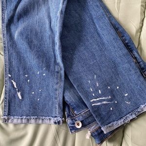 Rag & Bone size 32 cropped jeans